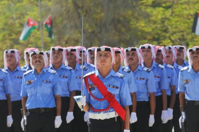 يرعى تخريج كوكبة من مستجدي الأمن العام