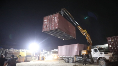 القوات المسلحة تسيّر قافلة مساعدات تضم 19 شاحنة للمستشفيين الميدانيين في غزة