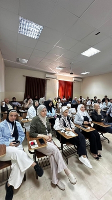 خريجة صيدلة (عمان العربية) تقدم ورشة توعوية حول المسؤولية المهنية للصيدلاني في مكافحة المخدرات