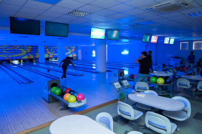 جامعة العلوم التطبيقية ترفع طاقتها إلى 18 ألف طالب وتقدم منح تشجيعية للمتميزين