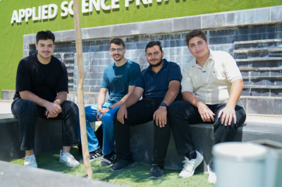 جامعة العلوم التطبيقية ترفع طاقتها إلى 18 ألف طالب وتقدم منح تشجيعية للمتميزين