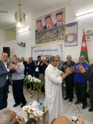 ماجد  و عوني  الجنيني يتقدمان بالتهنئة للناجحين في التوجيهي