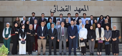 المعهد القضائي الأردني ينظم جلسة توعوية حول (بدائل التوقيف والعقوبات البديلة) لطلبة جامعة الزيتونة