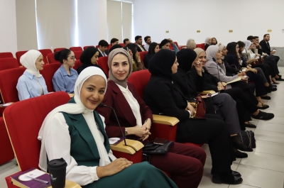 المعهد القضائي الأردني ينظم جلسة توعوية حول (بدائل التوقيف والعقوبات البديلة) لطلبة جامعة الزيتونة