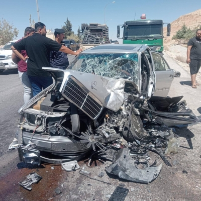 إصابة 8 أشخاض بحادث تصادم على الطريق الملوكي لواء البترا - صور