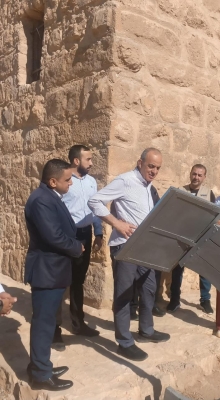 وزير السياحة يزور المواقع الأثرية في محافظة الزرقاء