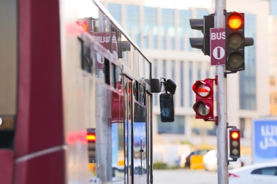 رؤوس إشارات ضوئية خاصة بالباص السريع - صور