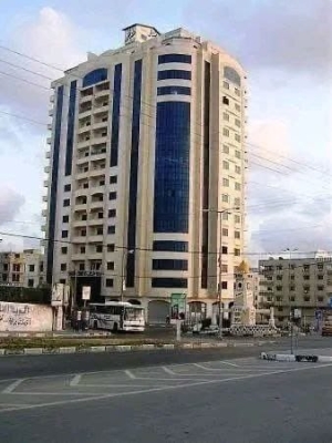 الاحتلال يشرع بتدمير أبراج مدينة غزة