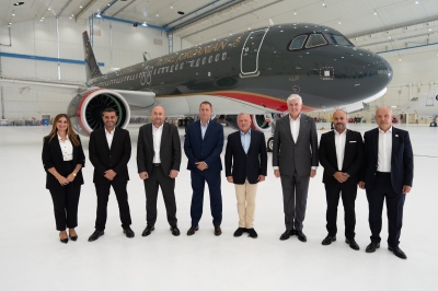 الملك يفتتح مبنى (هنجر 7) الجديد لشركة جورامكو