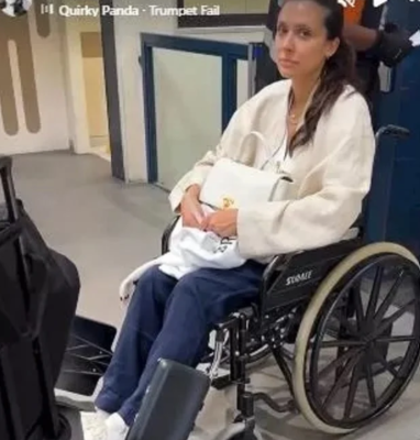 مينا مسعود يواجه صدمة في شهر العسل.. زوجته تظهر على كرسي متحرك