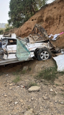 السعودية .. وفاة 4 معلمات وسائقهن واصابة اخريات في حادث سير مروع - صور