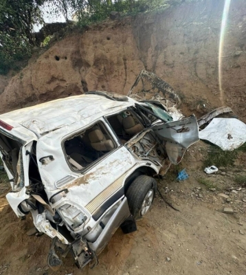 السعودية .. وفاة 4 معلمات وسائقهن واصابة اخريات في حادث سير مروع - صور