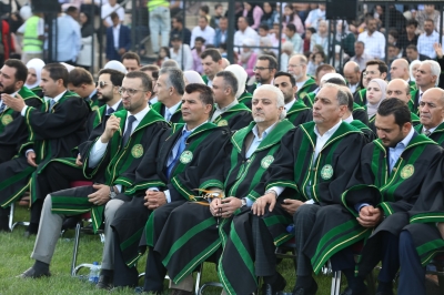 جامعة الزيتونة الأردنية تحتفل بتخريج الفوج التاسع والعشرين من طلبة الفصل الصيفي