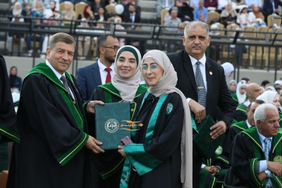 جامعة الزيتونة الأردنية تحتفل بتخريج الفوج التاسع والعشرين من طلبة الفصل الصيفي