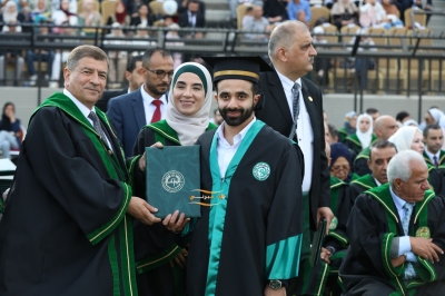 جامعة الزيتونة الأردنية تحتفل بتخريج الفوج التاسع والعشرين من طلبة الفصل الصيفي