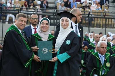 جامعة الزيتونة الأردنية تحتفل بتخريج الفوج التاسع والعشرين من طلبة الفصل الصيفي