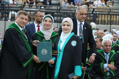 جامعة الزيتونة الأردنية تحتفل بتخريج الفوج التاسع والعشرين من طلبة الفصل الصيفي