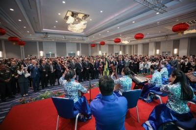 السفارة الصينية تحتفل بالذكرى الـ76 لتأسيس الجمهورية