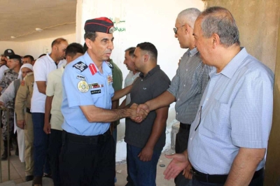 الكرك ورجال شرطة البادية يودعون العريف البيايضة - صور