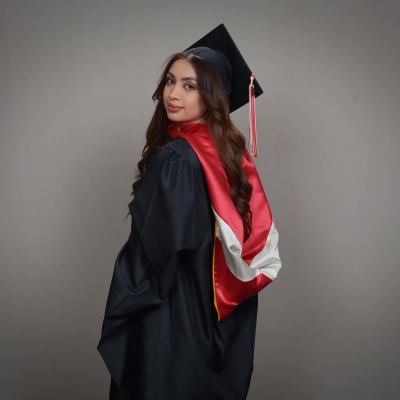 الدكتورة جود سهم الحوامدة تحصل على الماجستير