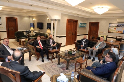 رئيس جامعة عمان العربية يزور السفارة العراقية لبحث آفاق التعاون الأكاديمي والثقافي