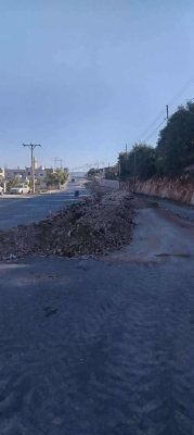 تسبب بعدة حوادث.. حفر طريق وتركه بدون عمل يغضب أهالي عجلون