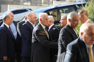 الدكتور محمد القضاه طلب والدكتور احمد العبادي اعطى ... (أيمن العطاري) & (راية العبادي)