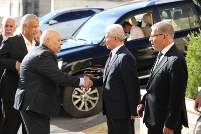 الدكتور محمد القضاه طلب والدكتور احمد العبادي اعطى ... (أيمن العطاري) & (راية العبادي)