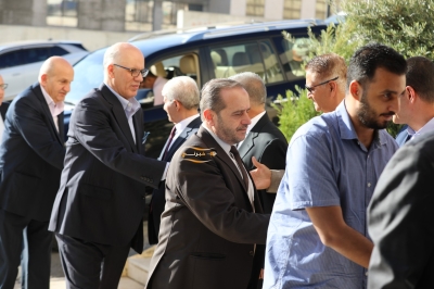 الدكتور محمد القضاه طلب والدكتور احمد العبادي اعطى ... (أيمن العطاري) & (راية العبادي)