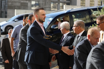 الدكتور محمد القضاه طلب والدكتور احمد العبادي اعطى ... (أيمن العطاري) & (راية العبادي)