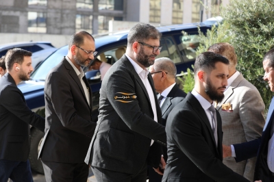 الدكتور محمد القضاه طلب والدكتور احمد العبادي اعطى ... (أيمن العطاري) & (راية العبادي)