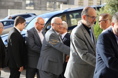 الدكتور محمد القضاه طلب والدكتور احمد العبادي اعطى ... (أيمن العطاري) & (راية العبادي)