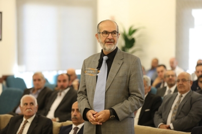 الدكتور محمد القضاه طلب والدكتور احمد العبادي اعطى ... (أيمن العطاري) & (راية العبادي)