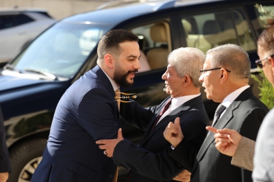 الدكتور محمد القضاه طلب والدكتور احمد العبادي اعطى ... (أيمن العطاري) & (راية العبادي)