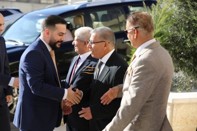 الدكتور محمد القضاه طلب والدكتور احمد العبادي اعطى ... (أيمن العطاري) & (راية العبادي)