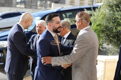 الدكتور محمد القضاه طلب والدكتور احمد العبادي اعطى ... (أيمن العطاري) & (راية العبادي)