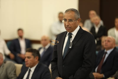 الدكتور محمد القضاه طلب والدكتور احمد العبادي اعطى ... (أيمن العطاري) & (راية العبادي)