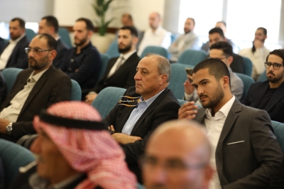 الدكتور محمد القضاه طلب والدكتور احمد العبادي اعطى ... (أيمن العطاري) & (راية العبادي)