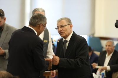 الدكتور محمد القضاه طلب والدكتور احمد العبادي اعطى ... (أيمن العطاري) & (راية العبادي)