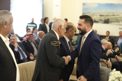 الدكتور محمد القضاه طلب والدكتور احمد العبادي اعطى ... (أيمن العطاري) & (راية العبادي)