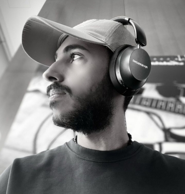 زيد السبايله يحصل على درجه البكالوريوس السينمائيه من القاهره