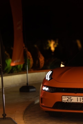 البستنجي موتورز وكيلا حصريا لسيارات زيكر في الأردن - صور وفيديو