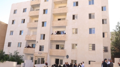 تسليم 10 شقق سكنية للأسر العفيفة في أبو علندا
