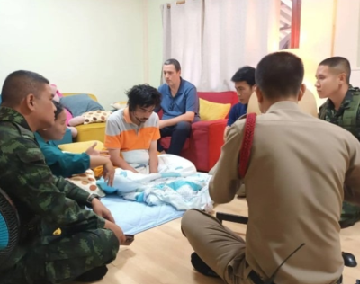 تغذى على النمل والأشجار.. اختفاء مثير لبريطاني 10 أيام في غابة تايلاندية