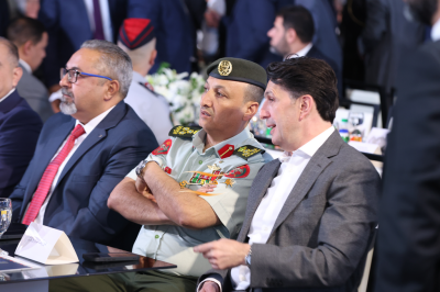 مندوبا عن الملك.. رئيس الوزراء يرعى الاحتفال بيوم الصناعة الأردنية