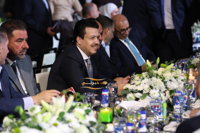 مندوبا عن الملك.. رئيس الوزراء يرعى الاحتفال بيوم الصناعة الأردنية