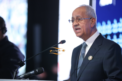 مندوبا عن الملك.. رئيس الوزراء يرعى الاحتفال بيوم الصناعة الأردنية