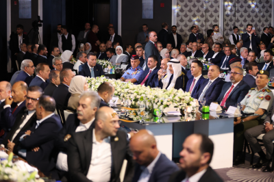 مندوبا عن الملك.. رئيس الوزراء يرعى الاحتفال بيوم الصناعة الأردنية