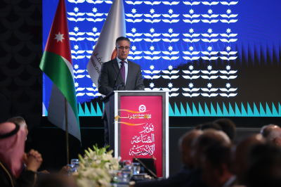 مندوبا عن الملك.. رئيس الوزراء يرعى الاحتفال بيوم الصناعة الأردنية