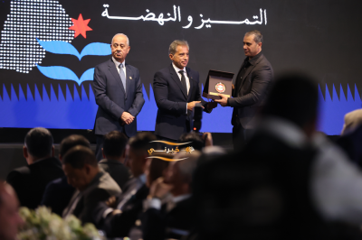 مندوبا عن الملك.. رئيس الوزراء يرعى الاحتفال بيوم الصناعة الأردنية